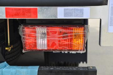 ŷ������ S1ϵ�� 115���� 3.7�׵�����ʽ�Ῠ(8��)(����)ͼƬ