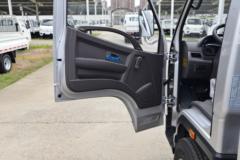 欧铃汽车 小宝马 95马力 4X2 2.95米单排自卸车(国六)(ZB3043BDC3L) 欧铃汽车 小宝马 95马力 4X2 2.95米单排自卸车(国六)(ZB3043BDC3L)