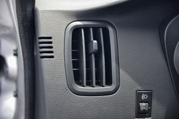 ŷ������ ����F3 1.6L 122���� ���� 3.3�׵��Ų�դʽ΢��ͼƬ