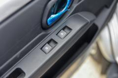 欧铃汽车 锋锐F3 1.6L 122马力 汽油 3.05米双排仓栅式微卡(ZB5031CCYDSD7LA)