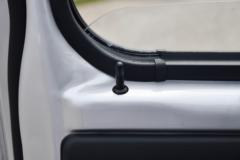 欧铃汽车 锋锐F3 1.6L 122马力 汽油 3.05米双排仓栅式微卡(ZB5031CCYDSD7LA)