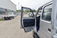 欧铃汽车 锋锐F3 1.6L 122马力 汽油 3.05米双排仓栅式微卡(ZB5031CCYDSD7LA)