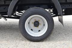 欧铃汽车 锋锐F3 1.6L 122马力 汽油 3.05米双排仓栅式微卡(ZB5031CCYDSD7LA)