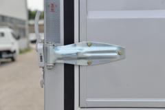 欧铃汽车 锋锐F3 1.6L 122马力 汽油 3.05米双排仓栅式微卡(ZB5031CCYDSD7LA)