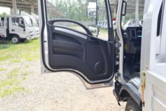 欧铃汽车 金利卡II 豪华版 2.0L 150马力 汽油 4.13米单排栏板轻卡(国六)(ZB1032KDD2L)