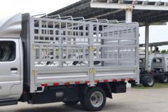 欧铃汽车 锋锐F3 1.6L CNG 105马力 3.3米单排厢式小卡(ZB5035CCYDDD3L) 欧铃汽车 锋锐F3 1.6L CNG 105马力 3.3米单排厢式小卡(ZB5035CCYDDD3L)