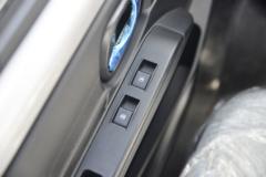欧铃汽车 锋锐F3 1.6L CNG 105马力 2.71米双排栏板小卡(国六)(ZB1035DSD7L)