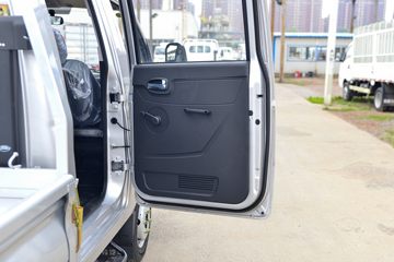 ŷ������ V5 1.6L CNG 105���� 3.01��˫������΢��(����)ͼƬ