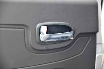 ŷ������ V5 1.6L CNG 105���� 3.01��˫������΢��(����)ͼƬ