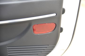 ŷ������ V5 1.6L CNG 105���� 3.01��˫������΢��(����)ͼƬ