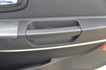 ŷ������ V5 1.6L CNG 105���� 3.01��˫������΢��(����)ͼƬ