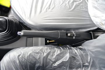 ŷ������ V5 1.6L CNG 105���� 3.01��˫������΢��(����)ͼƬ