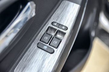 ŷ������ V5 1.6L CNG 105���� 3.01��˫������΢��(����)ͼƬ