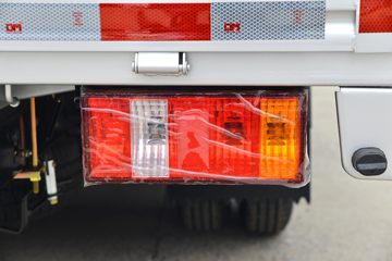ŷ������ V5 1.6L CNG 105���� 3.01��˫������΢��(����)ͼƬ