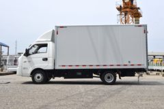 欧铃汽车 V5系列 1.6L 105马力 CNG 4.005米单排厢式轻卡(国六)(ZB5035XXYVDD2L)