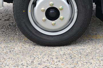 ŷ V5ϵ 1.6L 105 CNG 4.005׵ʽῨ()(ZB5035XXYVDD2L) ͼƬ
