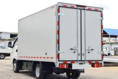 欧铃汽车 V5系列 1.6L 105马力 CNG 4.005米单排厢式轻卡(国六)(ZB5035XXYVDD2L)