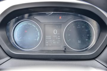 Զ�� ����V5E ��׼�� 4.3T 3.95�׵��Ŵ��綯��ʽ΢��(ZB5040XXYBEVVDD2)66.84kWhͼƬ