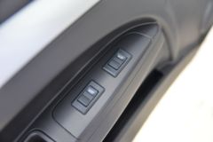 欧铃汽车 金利卡II 115马力 3.7米单排厢式轻卡(ZB5040XXYKDD2L)