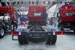 东风柳汽 乘龙H5V 290马力 4X2 6.8米AMT自动档仓栅式载货车(国六)(LZ5180CCYH5AC1)