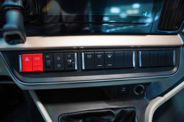 �������� ����H5V 290���� 4X2 6.8��AMT�Զ�����դʽ�ػ���(����)(LZ5180CCYH5AC1)ͼƬ