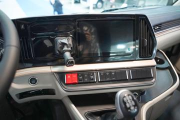 �������� ����H5V 290���� 4X2 6.8��AMT�Զ�����դʽ�ػ���(����)(LZ5180CCYH5AC1)ͼƬ