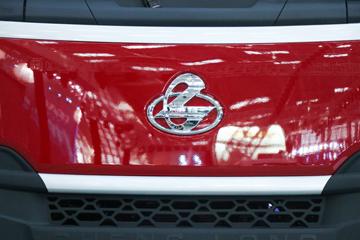 �������� ����L3 200���� 4X2 4.2����ж��ͼƬ