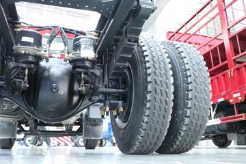 �������� ����L3 200���� 4X2 4.2����ж��ͼƬ