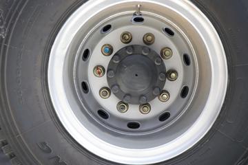 �������� ����L3 200���� 4X2 4.2����ж��ͼƬ