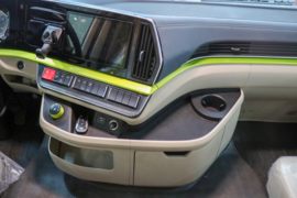 乘龙H5V&nbsp;电动载货车内饰图片