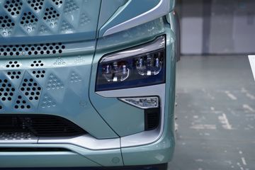 �������� ����H5V 480���� 6X4 AMT�Զ���ǣ����(LZ4253H7DC1)ͼƬ