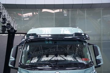 �������� ����H5V 480���� 6X4 AMT�Զ���ǣ����(LZ4253H7DC1)ͼƬ