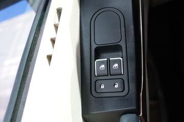 �������� ����H5V 480���� 6X4 AMT�Զ���ǣ����ͼƬ