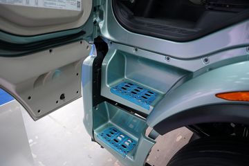 �������� ����H5V 480���� 6X4 AMT�Զ���ǣ����ͼƬ