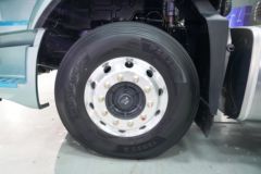 东风柳汽 乘龙H5V 480马力 6X4 AMT自动档牵引车(LZ4253H7DC1)