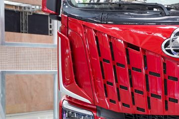 �������� ����HK�ؿ� 500���� 8X4 AMT�Զ��������ػ���ͼƬ