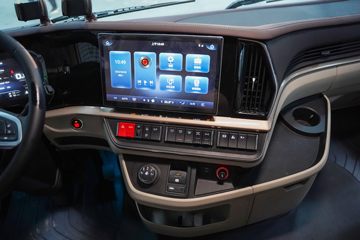 �������� ����HK�ؿ� 500���� 8X4 AMT�Զ��������ػ���ͼƬ