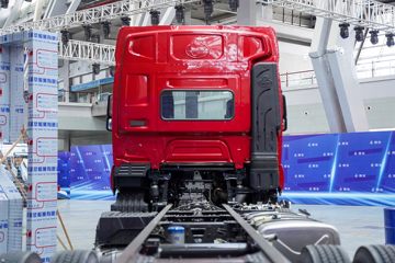 �������� ����HK�ؿ� 500���� 8X4 AMT�Զ��������ػ���ͼƬ