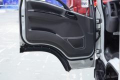 东风柳汽 乘龙L2 4.5T CNG插电式增程混合动力轻卡底盘15.68kWh