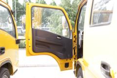 跃进 福星S100V 116马力 3.05米双排栏板小卡(SH1043PFDCNS2) 跃进 福星S100V 116马力 3.05米双排栏板小卡(SH1043PFDCNS2)