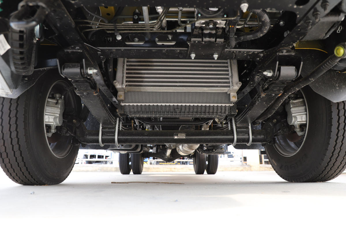 福星S系载货车底盘图片