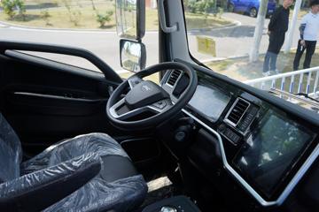 ���� ����ES6 4.5T 4.18�׵��Ų��ʽ��϶��������Ῠ15.5kWhͼƬ