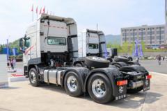 东风华神 HV7重卡 530马力 6X4 AMT自动挡牵引车(国六)(DFD4259GL6D1)