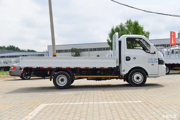 疯狂促销,直降0.3万!成都市T5载货车系列优惠价