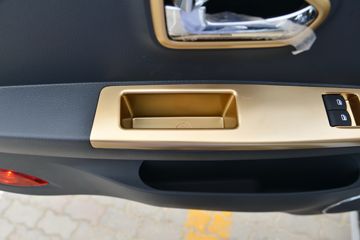 ����;�� T5 ��ȿ� 95���� 3.7�׵�������С��(EQ1040S16DC)ͼƬ