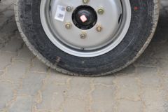 东风途逸 T5 年度款 95马力 3.7米单排栏板小卡(EQ1040S16DC)