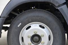 中国重汽HOWO 追梦 140马力 3.85米排半栏板轻卡(万里扬5档)(ZZ1047G3215F144B)