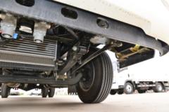 中国重汽HOWO 追梦 140马力 3.85米排半栏板轻卡(万里扬5档)(ZZ1047G3215F144B)