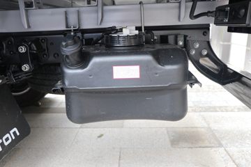  M 2.0L 127 CNG 4.2׵С(BJ1031V4JC6-AB1)ͼƬ