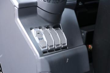 �ɵ� W7 220���� 6X2 6.2���Ű��դʽ�ػ���(����)ͼƬ